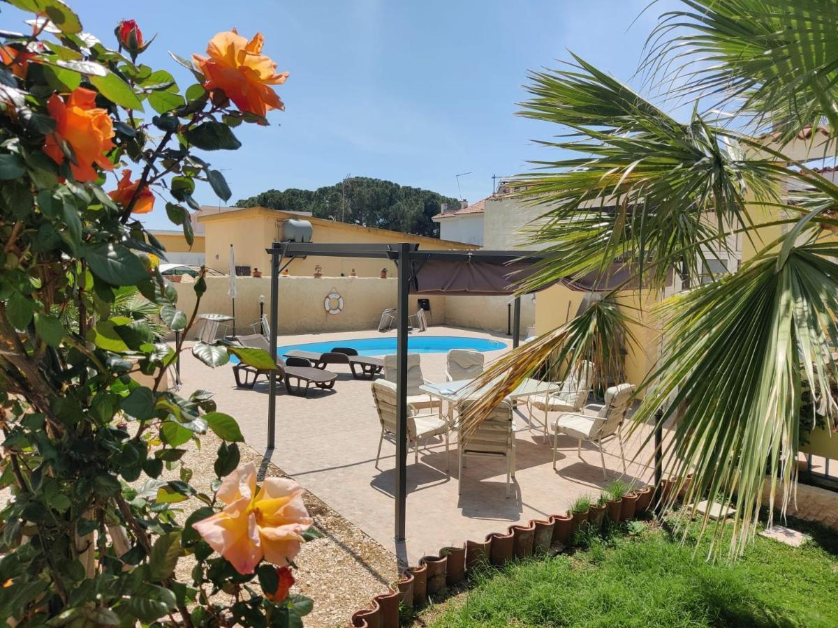 Pool Seaside Relais - Ville Ninfea, Marea, Rosa E Cassiopea Fontane Bianche Eksteriør bilde